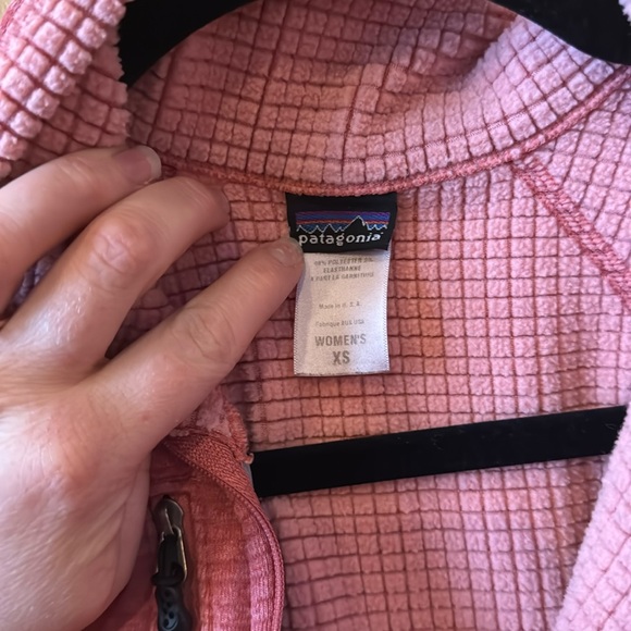Patagonia • R1 Flash Pullover - Picture 2 of 4